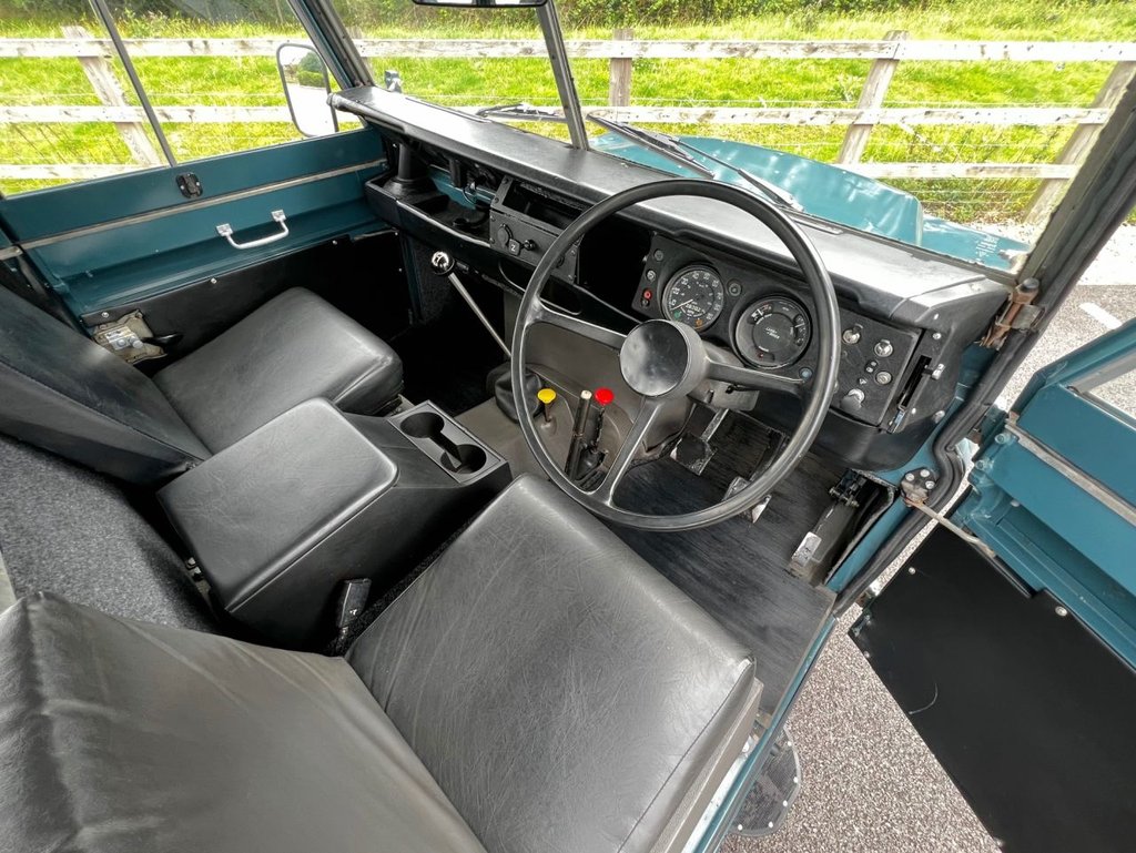 USED 1973 LAND ROVER SERIES 111 88 // 2286cc 4CYL 74 BHP // 4x4 // px swap 