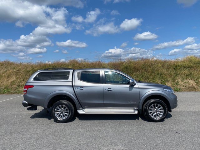 View our MITSUBISHI L200