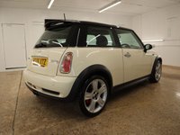 USED 2006 06 MINI HATCH COOPER 1.6 COOPER S JCW 3d 208 BHP JOHN COOPER S MINI WITH LOW MILES.