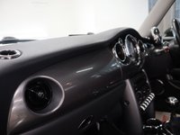 USED 2006 06 MINI HATCH COOPER 1.6 COOPER S JCW 3d 208 BHP JOHN COOPER S MINI WITH LOW MILES.