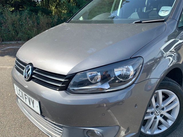 View our VOLKSWAGEN TOURAN