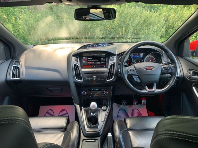 View our FORD FOCUS