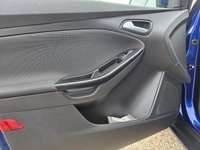 USED 2014 14 FORD FOCUS 1.0 ZETEC NAVIGATOR 5d 99 BHP FORD FOCUS 1.0 ZETEC NAVIGATOR 5d 99 BHP