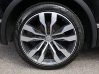 USED 2020 20 VOLKSWAGEN TIGUAN 1.5 TSI EVO R-LINE TECH DSG 5d 150 S/S 2WD FULL SERVICE HISTORY, 1 OWNER FROM NEW, ELECTRIC TAILGATE, PANORAMIC SUNROOF, VIRTUAL COCKPIT (DIGITAL DASH), SAT NAV, APP CONNECT FOR APPLE CAR PLAY / ANDROID AUTO / MIRROR LINK, HEATED FRONT SEATS, AREA VIEW CAMERA, PARK ASSIST WITH AUTOMATIC STEERING, KEYLESS ENTRY & START, DSG AUTOMATIC, 4X4, ADAPTIVE CRUISE CONTROL, FRONT ASSIST, LANE ASSIST ADAPTIVE LANE GUIDANCE, DYNAMIC ROAD SIGN DISPLAY, DAB RADIO, BLUETOOTH, FRONT & REAR PARKING SENSORS, ELECTRIC FOLDING HEATED MIRRORS