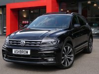 USED 2020 20 VOLKSWAGEN TIGUAN 1.5 TSI EVO R-LINE TECH DSG 5d 150 S/S 2WD FULL SERVICE HISTORY, 1 OWNER FROM NEW, ELECTRIC TAILGATE, PANORAMIC SUNROOF, VIRTUAL COCKPIT (DIGITAL DASH), SAT NAV, APP CONNECT FOR APPLE CAR PLAY / ANDROID AUTO / MIRROR LINK, HEATED FRONT SEATS, AREA VIEW CAMERA, PARK ASSIST WITH AUTOMATIC STEERING, KEYLESS ENTRY & START, DSG AUTOMATIC, 4X4, ADAPTIVE CRUISE CONTROL, FRONT ASSIST, LANE ASSIST ADAPTIVE LANE GUIDANCE, DYNAMIC ROAD SIGN DISPLAY, DAB RADIO, BLUETOOTH, FRONT & REAR PARKING SENSORS, ELECTRIC FOLDING HEATED MIRRORS