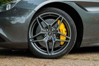 USED 2015 65 FERRARI CALIFORNIA T 3.9 DD 2d 560 BHP FULL FERRARI HIST, FULL PAINT PROTECTION FILM (PPF), OVER &pound;40K OF OPTIONAL EXTRAS. APPLE CARPLAY, DAYTONA SEATS, CARBON DRIVERS ZONE, CARBON STEERING WHEEL, REAR CAMERA