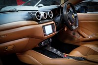 USED 2015 65 FERRARI CALIFORNIA T 3.9 DD 2d 560 BHP FULL FERRARI HIST, FULL PAINT PROTECTION FILM (PPF), OVER &pound;40K OF OPTIONAL EXTRAS. APPLE CARPLAY, DAYTONA SEATS, CARBON DRIVERS ZONE, CARBON STEERING WHEEL, REAR CAMERA