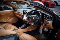 USED 2015 65 FERRARI CALIFORNIA T 3.9 DD 2d 560 BHP FULL FERRARI HIST, FULL PAINT PROTECTION FILM (PPF), OVER &pound;40K OF OPTIONAL EXTRAS. APPLE CARPLAY, DAYTONA SEATS, CARBON DRIVERS ZONE, CARBON STEERING WHEEL, REAR CAMERA