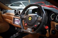 USED 2015 65 FERRARI CALIFORNIA T 3.9 DD 2d 560 BHP FULL FERRARI HIST, FULL PAINT PROTECTION FILM (PPF), OVER &pound;40K OF OPTIONAL EXTRAS. APPLE CARPLAY, DAYTONA SEATS, CARBON DRIVERS ZONE, CARBON STEERING WHEEL, REAR CAMERA