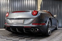 USED 2015 65 FERRARI CALIFORNIA T 3.9 DD 2d 560 BHP FULL FERRARI HIST, FULL PAINT PROTECTION FILM (PPF), OVER &pound;40K OF OPTIONAL EXTRAS. APPLE CARPLAY, DAYTONA SEATS, CARBON DRIVERS ZONE, CARBON STEERING WHEEL, REAR CAMERA
