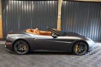 USED 2015 65 FERRARI CALIFORNIA T 3.9 DD 2d 560 BHP FULL FERRARI HIST, FULL PAINT PROTECTION FILM (PPF), OVER &pound;40K OF OPTIONAL EXTRAS. APPLE CARPLAY, DAYTONA SEATS, CARBON DRIVERS ZONE, CARBON STEERING WHEEL, REAR CAMERA