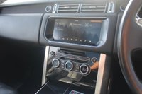 PRE-OWNED 2017 67 LAND ROVER RANGE ROVER 3.0 TDV6 VOGUE SE 5d 255 BHP Corris Grey, 360 Parking Aid, Panoramic Sunroof, Meridian Digital Sound System, Heated Windscreen, Adaptive Dynamics, Blind Spot Monitor With Reverse Traffic Monitor, Cruise Control, DAB Radio, Dual View Touch Screen, Xenon Hedlamps With Led Signature Lighting, Traffic Sign Recognition, Configurable Mood Lighting, Bluetooth Phone Connection, Automatic High Beam Assist, Hill Decent Control, Tyre Pressure Monitoring System, Television, Lane Departure Warning, 2 Previous Owners, Full Service Histor