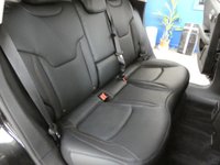 USED 2020 70 JEEP COMPASS 1.4 MULTIAIR II LIMITED 5d 168 BHP SAT NAV LEATHER HEATED SEATS PARKING SENSORS REAR CAMERA 1 OWNER SERVICE HISTORY 6 MONTHS GOLD WARRANTY