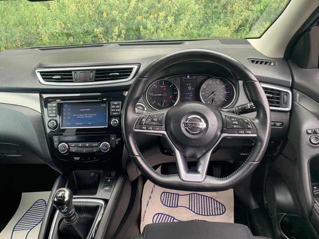 View our NISSAN QASHQAI