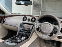USED 2014 14 JAGUAR XJ 3.0 D V6 PORTFOLIO L 4d 275 BHP 