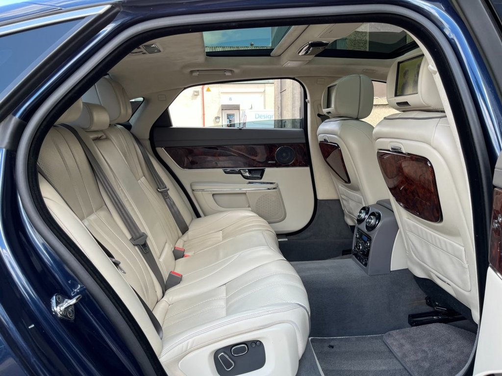 USED 2014 14 JAGUAR XJ 3.0 D V6 PORTFOLIO L 4d 275 BHP 
