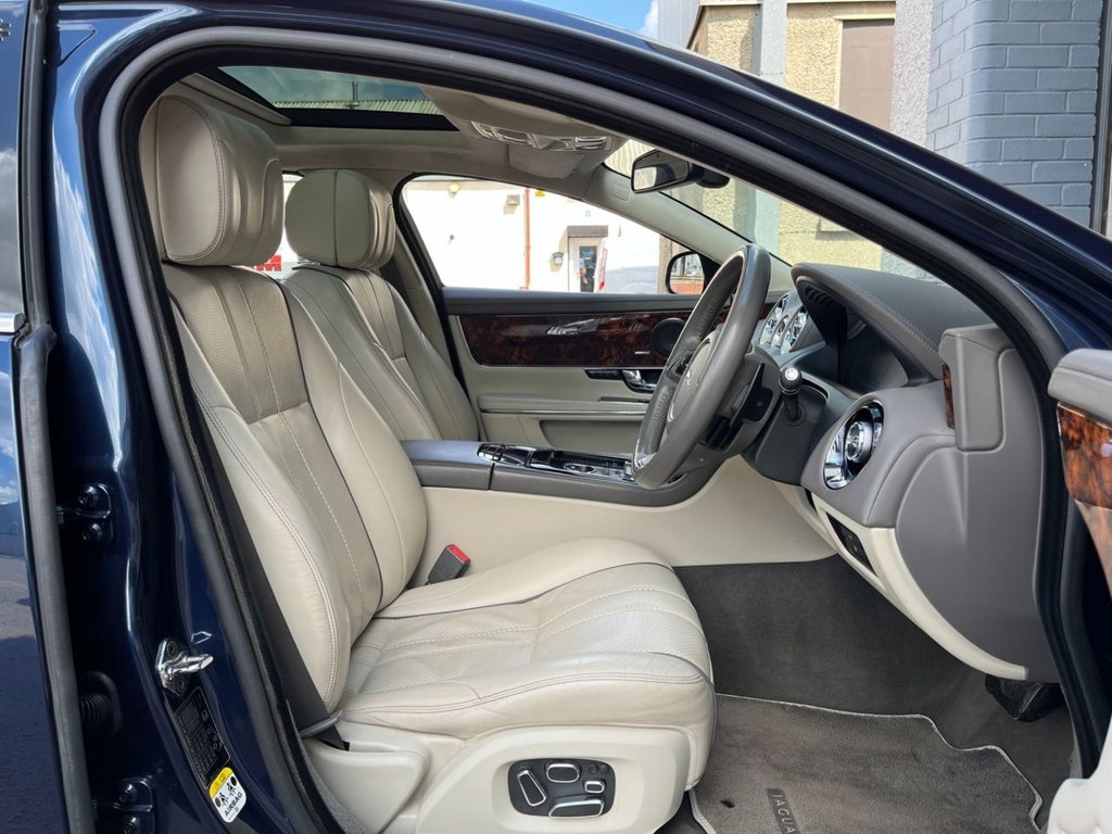 USED 2014 14 JAGUAR XJ 3.0 D V6 PORTFOLIO L 4d 275 BHP 