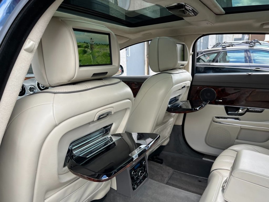 USED 2014 14 JAGUAR XJ 3.0 D V6 PORTFOLIO L 4d 275 BHP 
