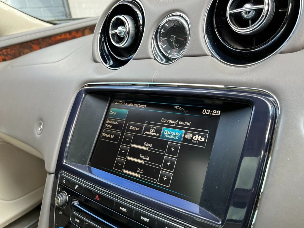 USED 2014 14 JAGUAR XJ 3.0 D V6 PORTFOLIO L 4d 275 BHP 