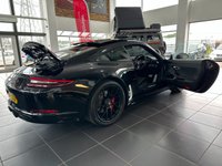 USED 2018 18 PORSCHE 911 3.0 CARRERA GTS PDK 2d 444 BHP 20" BLACK SATIN ALLOYS - SAT NAV - BLUETOOTH - DAB RADIO - ELECTRIC TILT AND SLIDE SUNROOF - TINTED WINDOWS