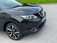 USED 2017 17 NISSAN QASHQAI 1.5 DCI TEKNA 5d 108 BHP FULL LEATHER + SAT NAV + 2 KEYS