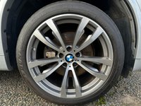 USED 2017 17 BMW X5 3.0 XDRIVE40D M SPORT 5d 309 BHP 7 SEATS - HEATED FRONT AND REAR SEATS - DIGITAL COCKPIT - HEAD UP DISPLAY - FRONT AND REAR PARK ASSIST - HEATED STEERING WHEEL - PANORAMIC GLASS ROOF - HARMAN KARDON AUDIO SYSTEM - M SPORT PLUS PACKAGE