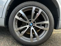 USED 2017 17 BMW X5 3.0 XDRIVE40D M SPORT 5d 309 BHP 7 SEATS - HEATED FRONT AND REAR SEATS - DIGITAL COCKPIT - HEAD UP DISPLAY - FRONT AND REAR PARK ASSIST - HEATED STEERING WHEEL - PANORAMIC GLASS ROOF - HARMAN KARDON AUDIO SYSTEM - M SPORT PLUS PACKAGE