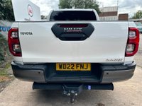 USED 2022 22 TOYOTA HI-LUX 2.8L INVINCIBLE X 4WD D-4D DCB 0d AUTO 202 BHP FULL TOYOTA SERVICE HISTORY