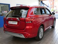 USED 2019 69 MITSUBISHI OUTLANDER 2.4 PHEV DESIGN 5d 222 BHP APP BASED SAT NAV ANDROID APPLE CARPLAY REAR CAMERA MITSUBISHI WARRANTY TILL OCT 2024