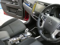USED 2019 69 MITSUBISHI OUTLANDER 2.4 PHEV DESIGN 5d 222 BHP APP BASED SAT NAV ANDROID APPLE CARPLAY REAR CAMERA MITSUBISHI WARRANTY TILL OCT 2024