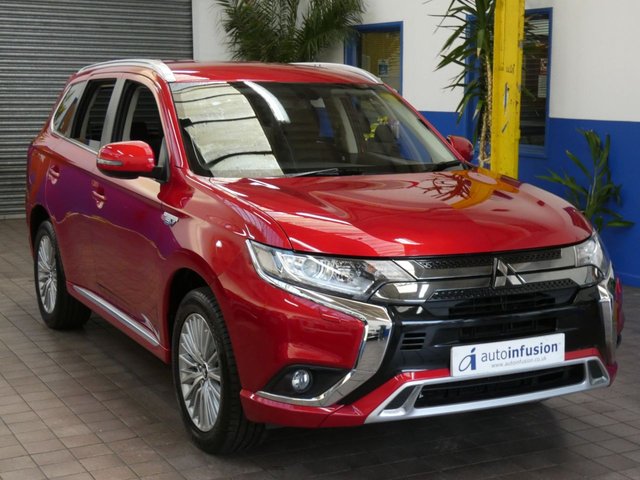 2019 69 Mitsubishi Outlander 2.4 PHEV DESIGN 5d 222 BHP