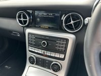 USED 2020 20 MERCEDES-BENZ SLC 2.0 SLC 300 FINAL EDITION PREMIUM 2d 242 BHP RARE FINAL EDITION MODEL - GLASS RETRACTABLE ROOF - REAR CAMERA - DAB RADIO - SAT NAV - CRUIUE CONTROL - ELECTRIC DRIVER AND PASSENGER SEAT WITH MEMORY