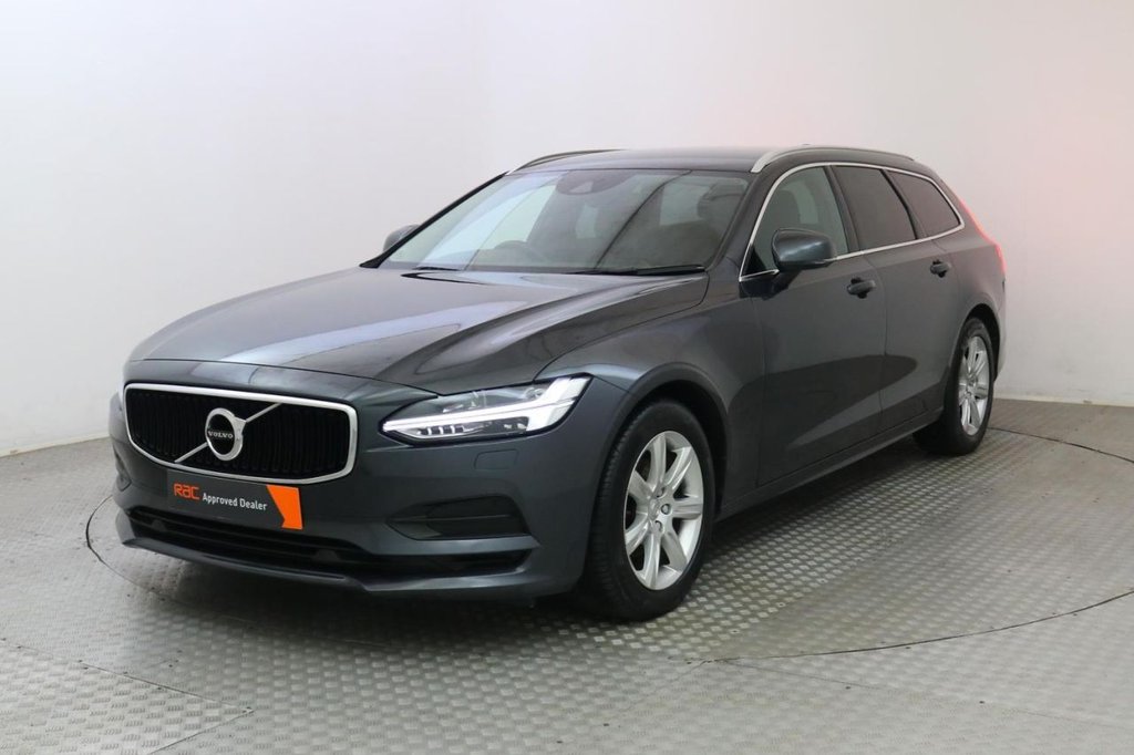 USED 2019 19 VOLVO V90 2.0 D4 MOMENTUM 5d AUTO 188 BHP 
