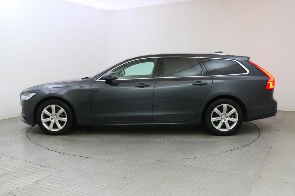 USED 2019 19 VOLVO V90 2.0 D4 MOMENTUM 5d AUTO 188 BHP 