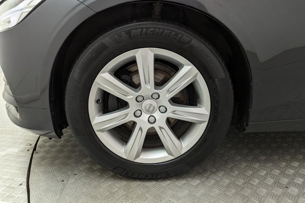 USED 2019 19 VOLVO V90 2.0 D4 MOMENTUM 5d AUTO 188 BHP 