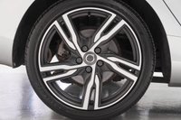 USED 2017 17 VOLVO V40 2.0 D2 R-DESIGN PRO 5d 118 BHP +NATIONWIDE DELIVERY AVAILABLE+