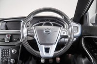 USED 2017 17 VOLVO V40 2.0 D2 R-DESIGN PRO 5d 118 BHP +NATIONWIDE DELIVERY AVAILABLE+
