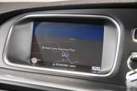 USED 2017 17 VOLVO V40 2.0 D2 R-DESIGN PRO 5d 118 BHP +NATIONWIDE DELIVERY AVAILABLE+