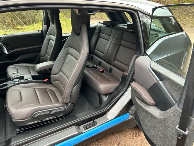 2021 BMW I3 0.0 I3 120AH 5d 168 BHP - Photo 8
