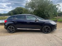 USED 2016 16 DS DS 5 2.0 BLUEHDI PRESTIGE S/S EAT6 5d 178 BHP Superior Semi-Aniline Watchstrap Pack - Tan with DS Embossing