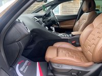 USED 2016 16 DS DS 5 2.0 BLUEHDI PRESTIGE S/S EAT6 5d 178 BHP Superior Semi-Aniline Watchstrap Pack - Tan with DS Embossing