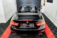 USED 2016 16 BMW M4 3.0 M4 2d 426 BHP CARBON INLAYS + NECK SCARF
