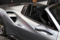 USED 2016 16 FERRARI 488 3.9 SPIDER 2d 660 BHP FULL PPF, FRONT LIFT, REVERSE CAMERA, CARBON FRONT SPOILER, CARBON UNDER-DOOR, CARBON DRIVER ZONE AND DASH INSERTS, JBL HI-FI!!