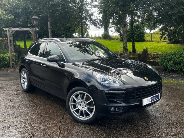 2014 14 Porsche Macan 3.0L D S PDK 5d 258 BHP