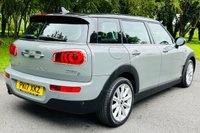 USED 2017 17 MINI CLUBMAN 2.0 COOPER D 5d 148 BHP &pound;35 ROAD TAX SATELLITE NAVIGATION HEATED FRONT SEATS REAR PARKING SENSORS