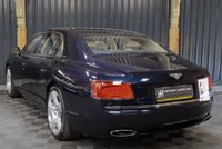 USED 2013 63 BENTLEY FLYING SPUR 6.0 W12 4d 616 BHP JUST SERVICED, FULL BENTLEY SERVICE HISTORY, ELECTRIC GLASS ROOF, REVERSE CAMERA, APPLE CARPLAY, SOFT CLOSE, KEYLESS - STUNNING!!!