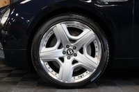 USED 2013 63 BENTLEY FLYING SPUR 6.0 W12 4d 616 BHP JUST SERVICED, FULL BENTLEY SERVICE HISTORY, ELECTRIC GLASS ROOF, REVERSE CAMERA, APPLE CARPLAY, SOFT CLOSE, KEYLESS - STUNNING!!!