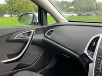 USED 2012 62 VAUXHALL ASTRA 1.4 SRI 5d 98 BHP 