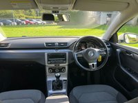 USED 2012 61 VOLKSWAGEN PASSAT 2.0 SE TDI BLUEMOTION TECHNOLOGY 5d 139 BHP 