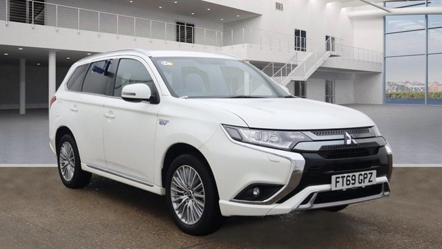 2020 69 Mitsubishi Outlander 2.4 PHEV DYNAMIC 5d 222 BHP